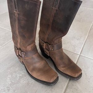 FRYE AND CO. Women Brown Leather Lorrie Harness Boots